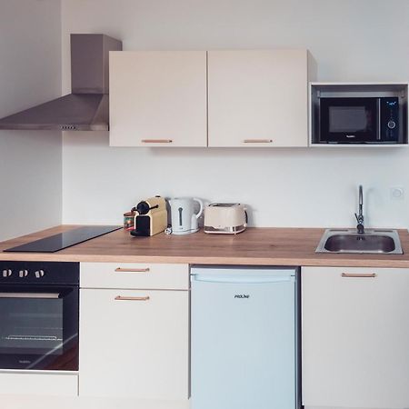 Large Studio Lumineux Et Neuf, Parking Gratuit Châteauroux المظهر الخارجي الصورة