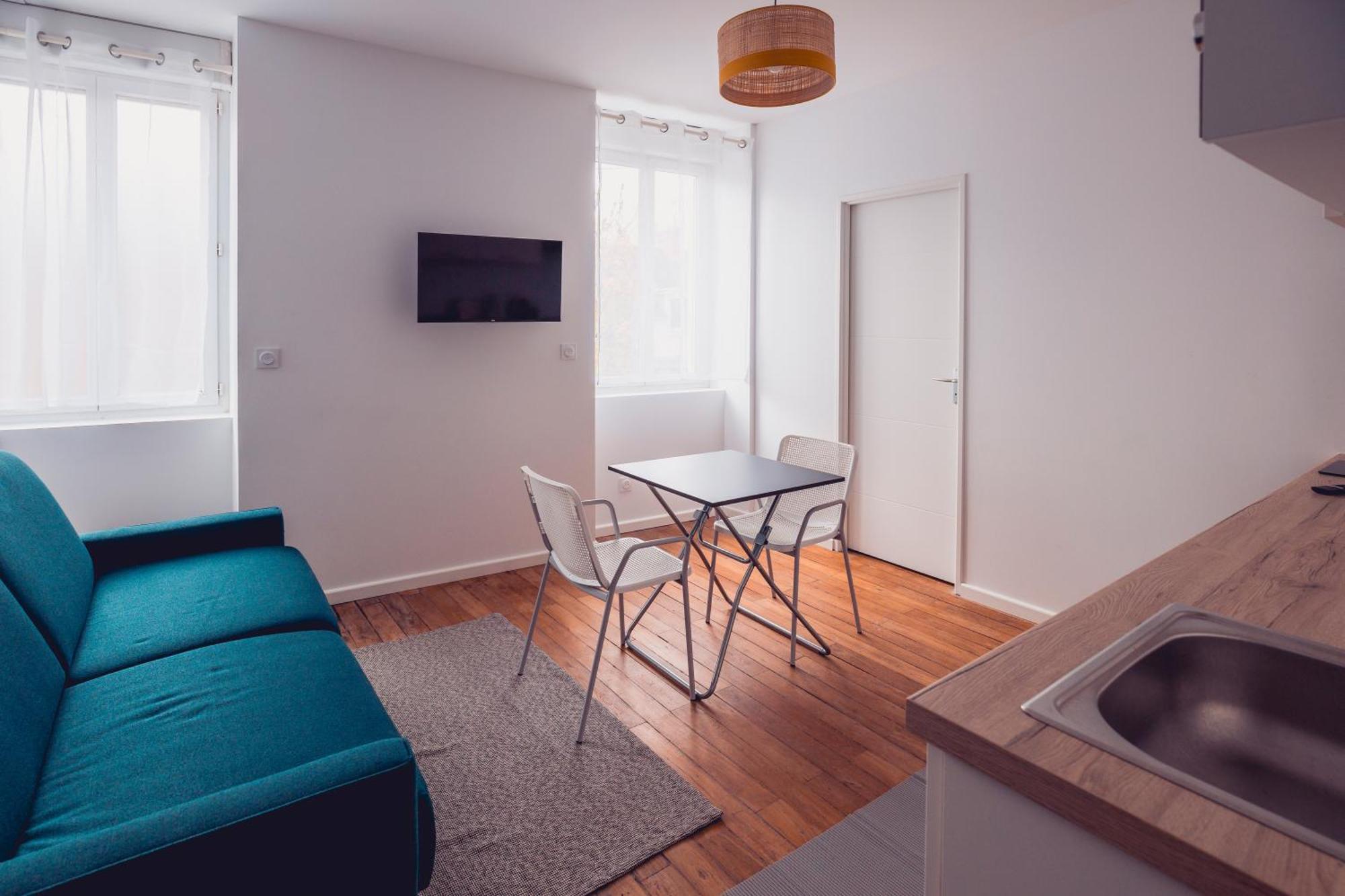 Large Studio Lumineux Et Neuf, Parking Gratuit Châteauroux المظهر الخارجي الصورة